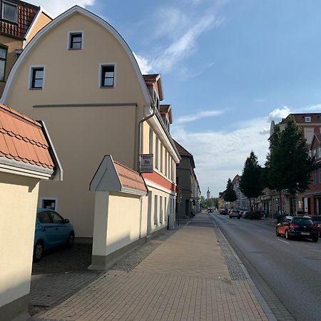 City-Apartment Mit Parkplatz & Fahrradraum! Nur 300M Zum Stadthafen Schwerin  Dış mekan fotoğraf