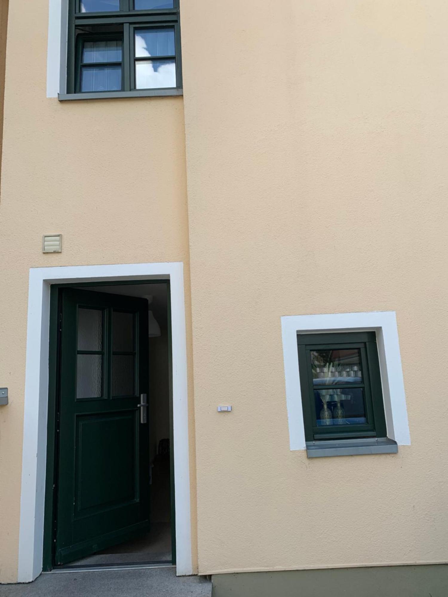 City-Apartment Mit Parkplatz & Fahrradraum! Nur 300M Zum Stadthafen Schwerin  Dış mekan fotoğraf