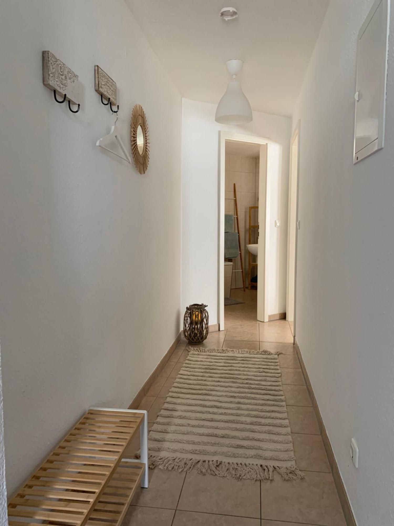 City-Apartment Mit Parkplatz & Fahrradraum! Nur 300M Zum Stadthafen Schwerin  Dış mekan fotoğraf